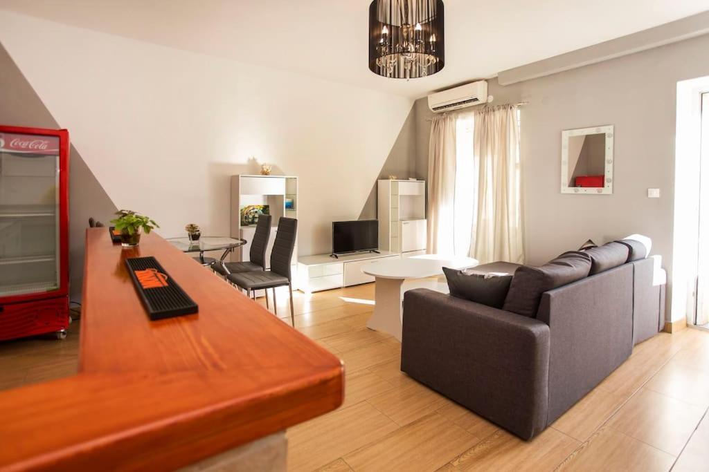 Apartman Den,Rovinj Oaza U Centru Grada I Besplatnim Parkingom Apartment Bagian luar foto