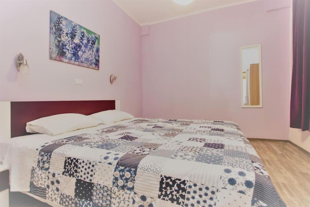 Apartman Den,Rovinj Oaza U Centru Grada I Besplatnim Parkingom Apartment Bagian luar foto